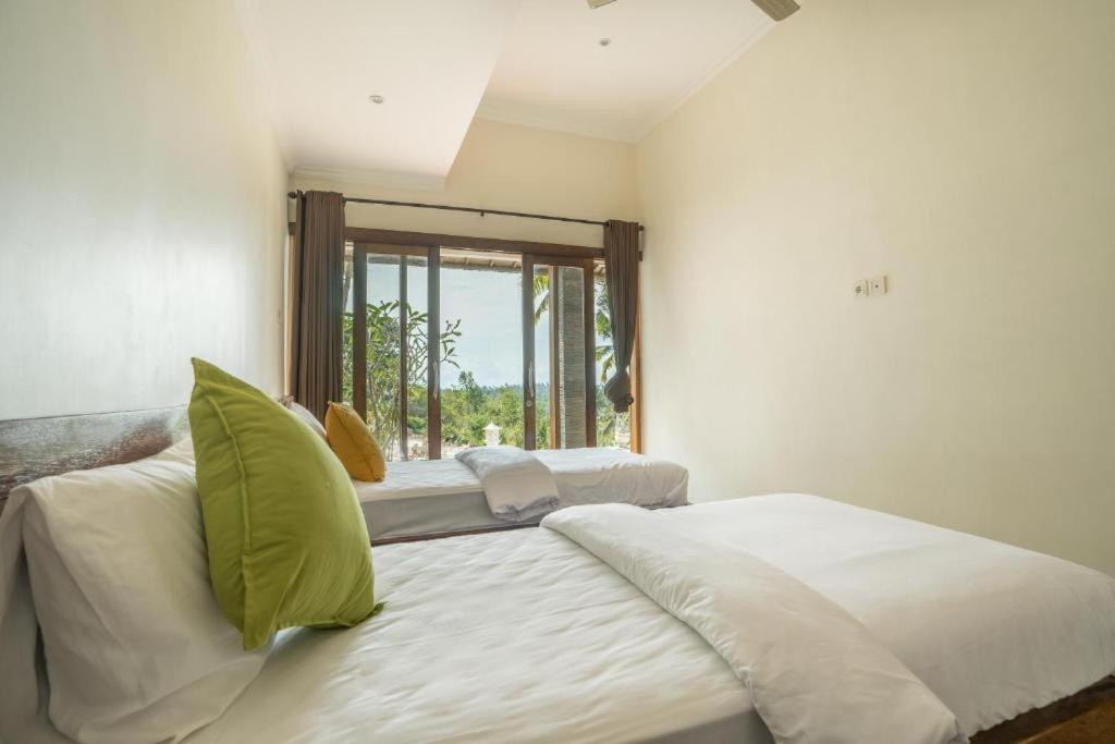 Villa Ume Tenang Nusa Penida Exterior photo
