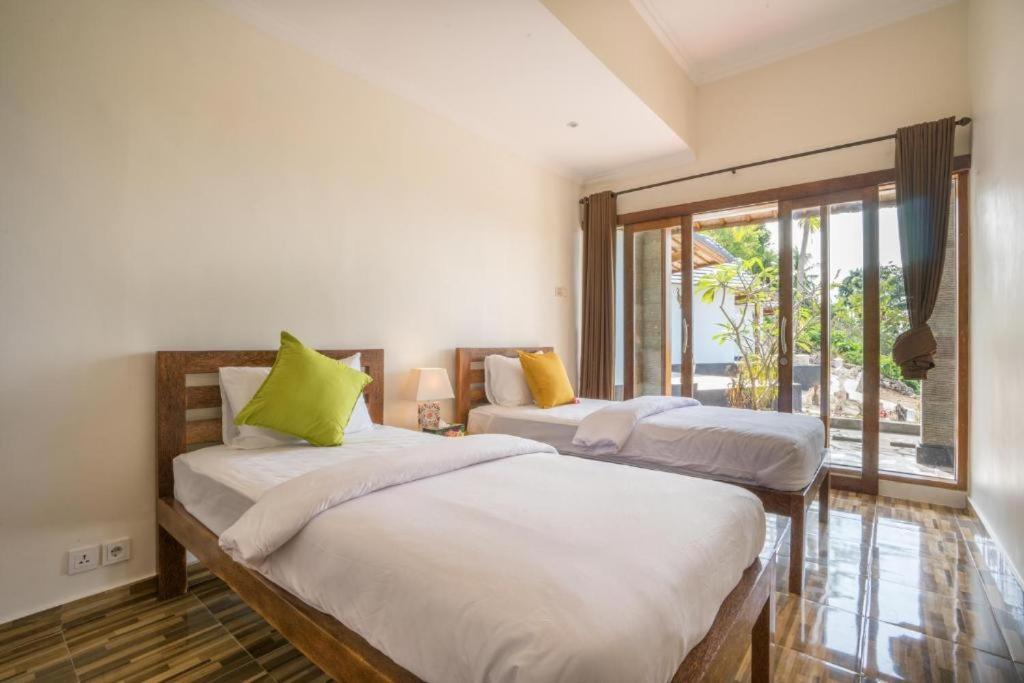 Villa Ume Tenang Nusa Penida Exterior photo